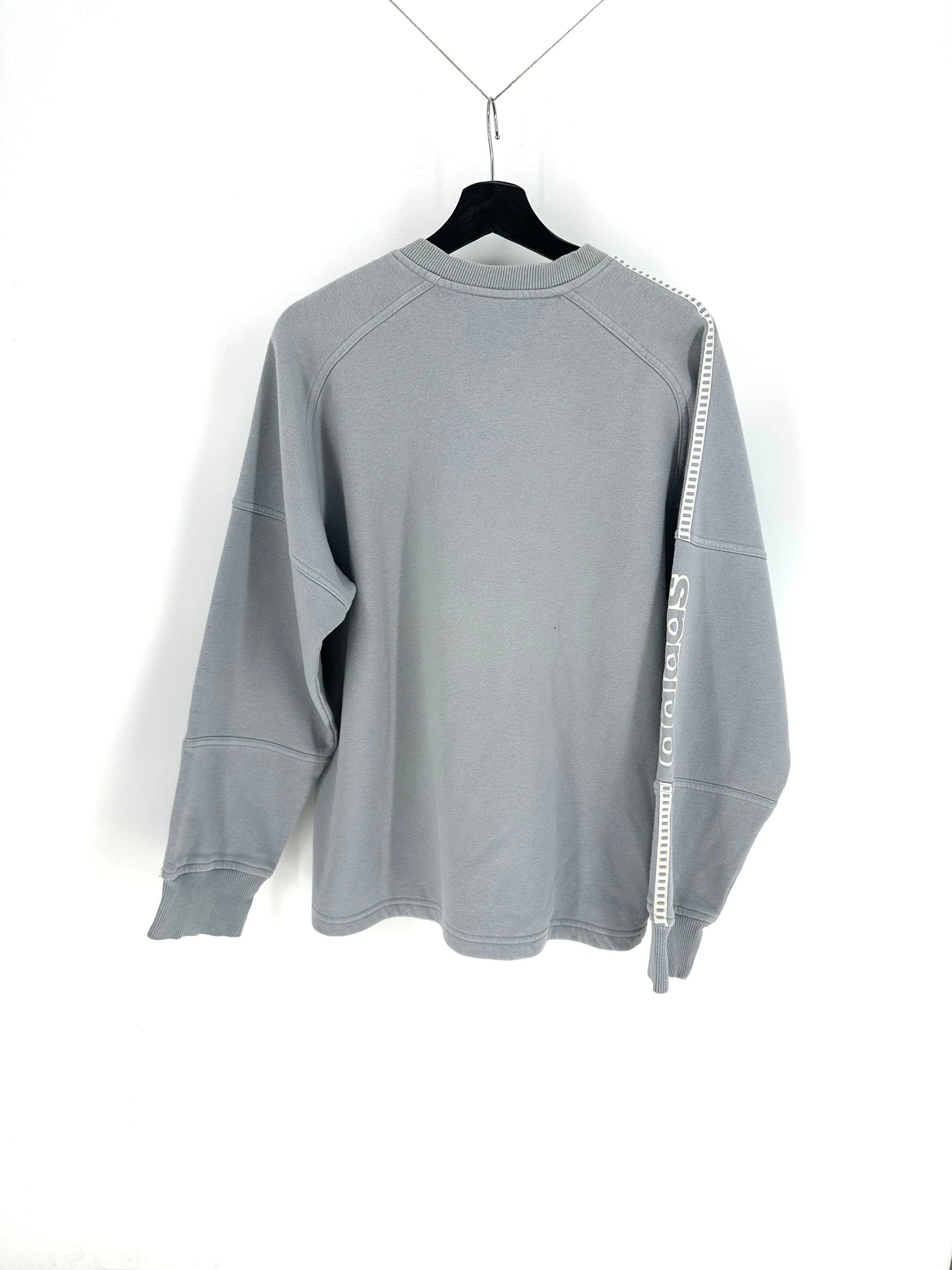 Vintage Adidas Sweatshirt - M